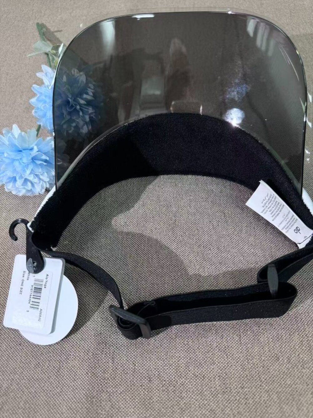 NWT Alo Yoga Airlift Solar Visor White Tennis Golf Running Sun Visor Hat 🤍🥰 - Picture 4 of 6